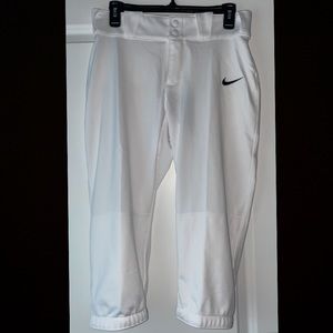 Nike women’s white softball pants M